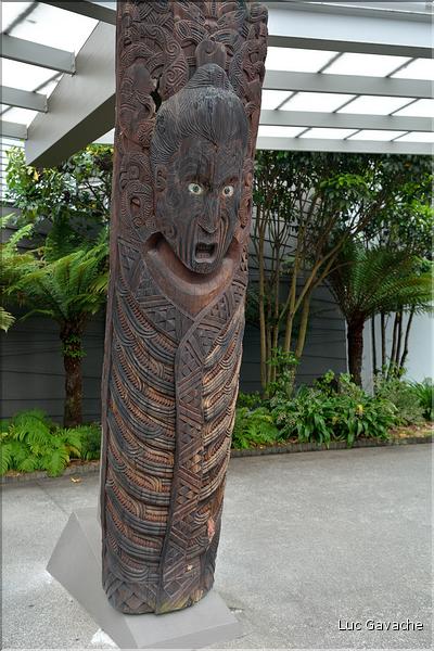 Totems maoris à Te Puia. (5)