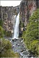 En chemin vers les Tama Lakes, situés au pied du Tongariro. Ici Taranaki falls. (7)