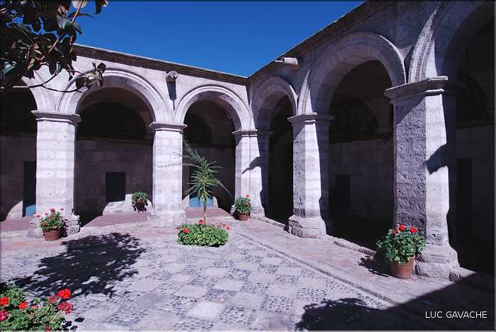 23 Le magnifique monastère Santa Catalina fut fondé en 1580, Aréquipa (7)