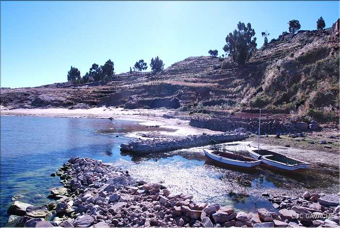55 A trois heures de Puno, au coeur du lac Titicaca  se trouve l'ile de Taquile  (1)