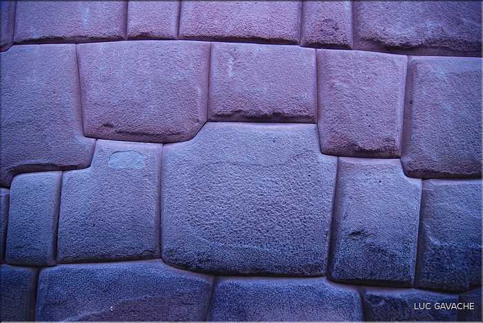 82 Les murs Inca de Cuzco sont les seuls vestiges témoignants de la grandeur de cette civilisations (2)