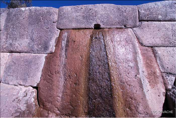 88 Le site Inca de Tambomachay est aussi appelé bain de l'Inca (3)