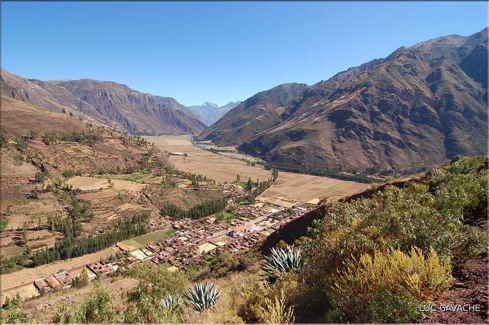 89 Dans la splendide vallée sacrée des Inca, s'écoule la légendaire rivière Urubamba (5)