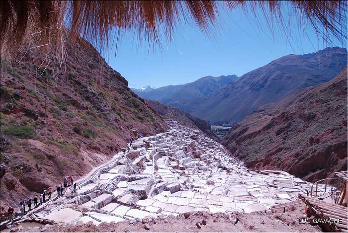 92 Les Salines de Maras, qui étaient exploitées avant même l'arrivé des Inca, compte près de 4.000 bassins (20)
