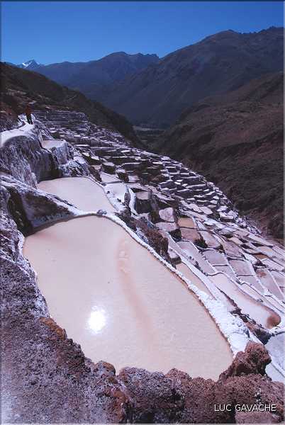 92 Les Salines de Maras, qui étaient exploitées avant même l'arrivé des Inca, compte près de 4.000 bassins (36)