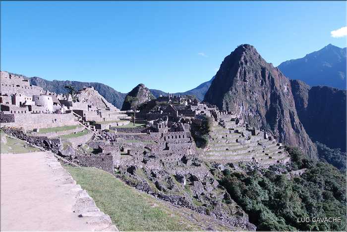 99 Vue du Site à partir du quartier des agriculteurs, Machu Picchu (2)