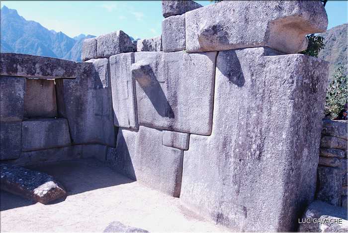 107 D'autres pierres de la Sacristie, Machu Picchu (2)