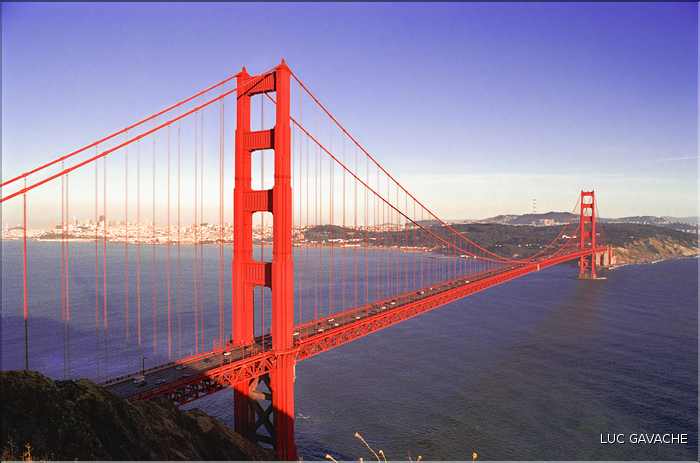 Le célèbre Golden Gate de San Francisco, Californie (1)