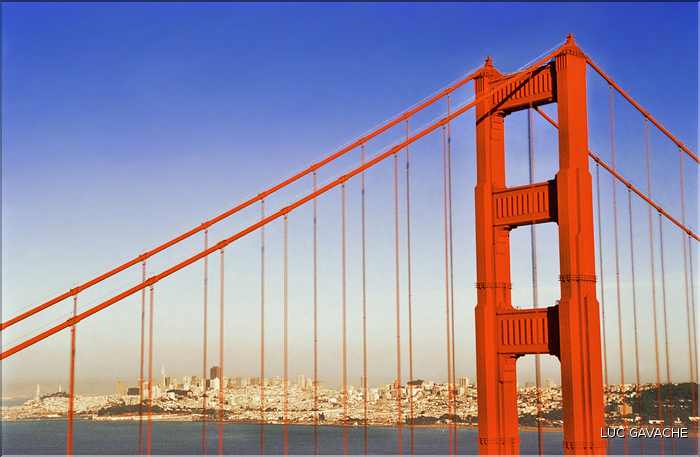 Le célèbre Golden Gate de San Francisco, Californie (2)