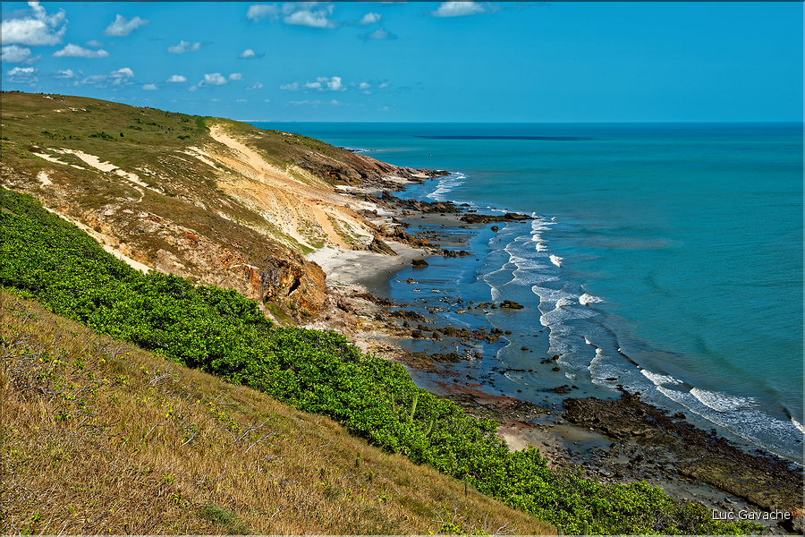 La côte sauvage à l'Est de Jericoacoara. (7)