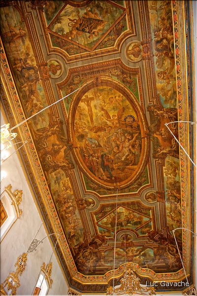 La basilica Nosso Senhor do Bofim, qui fut construite en 1745 et 1746, est l'édifice religieux le plus populaire de Bahia. (5)