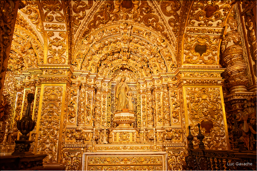 À Bahia, les édifices religieux sont omniprésent, ici l'église de Sao Francisco. (20)