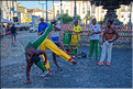 La capoeira est à la fois une danse  et une technique de combat, cette pratique étant inscrite au patrimoine culturel de l'humanité depuis 2014. (8)