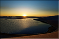 Les Lençois Maranhenses. s'étendent, dans une sucession de dunes et de petits lacs, le long du littoral sur près de 80 km. (13)