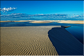 Les Lençois Maranhenses. s'étendent, dans une sucession de dunes et de petits lacs, le long du littoral sur près de 80 km. (18)