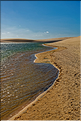 Les Lençois Maranhenses. s'étendent, dans une sucession de dunes et de petits lacs, le long du littoral sur près de 80 km. (59)