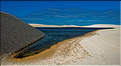 Les Lençois Maranhenses. s'étendent, dans une sucession de dunes et de petits lacs, le long du littoral sur près de 80 km. (65)