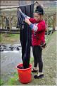 A Zhaoxing comme dans de nombreuses régions du Guizhou, les costumes traditionnelles sont réalisés avec des tissus teintés à l'indigo. Ici différentes étapes. (3)