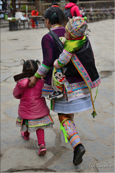 Basha est peuplé de l'ethnie Miao, un sous groupe des Hmong. (12)