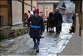 La vallée oú se situe le village d'Huanggang est restée enclavée jusqu'en 2012, ce qui explique que ces Dong ont gardé un mode de vie assez traditionnel. (12)