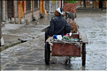 La vallée oú se situe le village d'Huanggang est restée enclavée jusqu'en 2012, ce qui explique que ces Dong ont gardé un mode de vie assez traditionnel. (15)