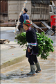La vallée oú se situe le village d'Huanggang est restée enclavée jusqu'en 2012, ce qui explique que ces Dong ont gardé un mode de vie assez traditionnel. (31)