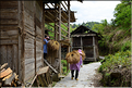 Aujourd'hui, décorticage du riz au village de Xiaohuang. (1)