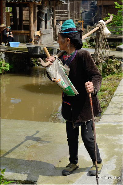 Dans les rues et ruelles du village Dong de Xiaohuang. (19)