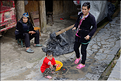 Dans les rues et ruelles du village Dong de Xiaohuang. (29)
