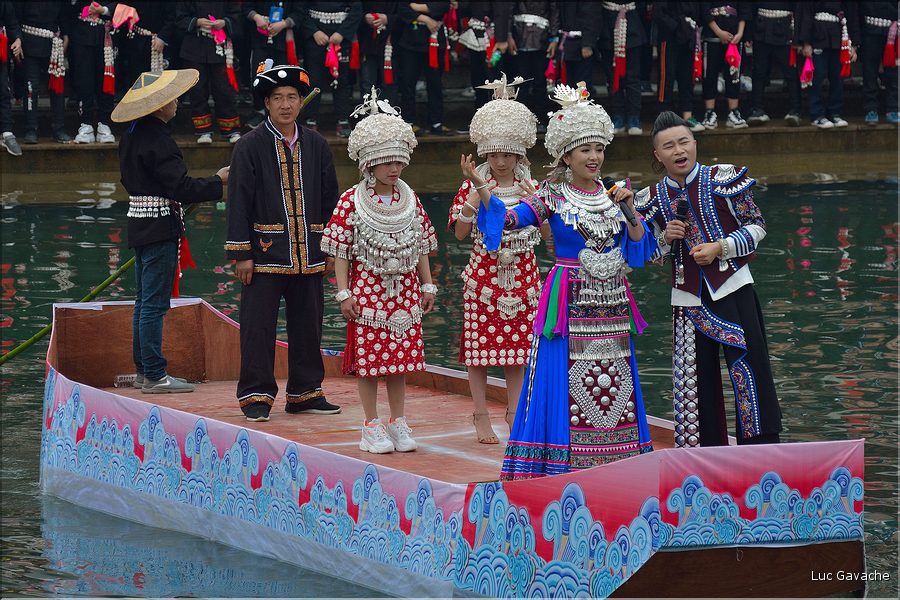 Le Festival de Taijiang, près de Kaili, regroupe de nombreuses ethnies du guizhou. (23)
