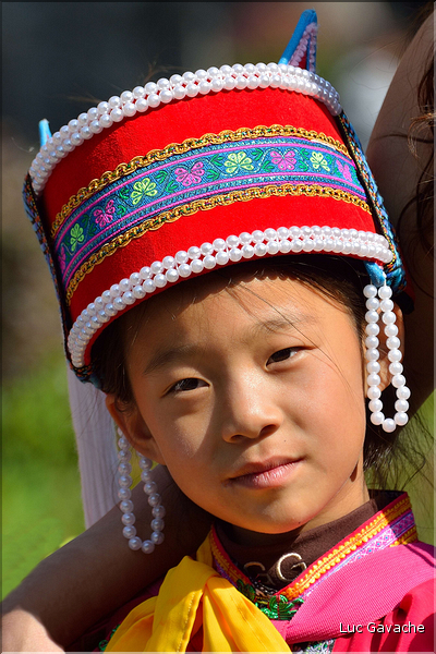 Jour de fête et costumes traditionnels à Shilin. (3)