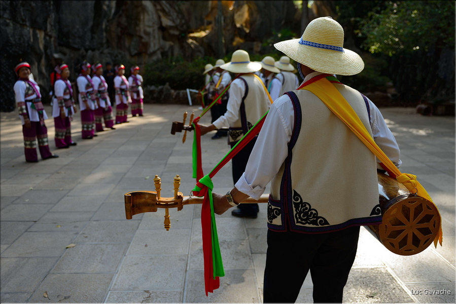 Jour de fête et costumes traditionnels à Shilin. (23)