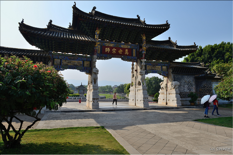 Le deuxième plus grand temple de Confucius en Chine, se trouve à Jianshui. (5)