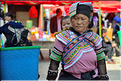 Le marché de Shengcun, dans la région de Yuanyang, est fréquenté par des ethnies hautes en couleurs comme les Yi et les Hani. (31)