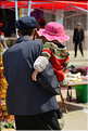 Le marché de Shengcun, dans la région de Yuanyang, est fréquenté par des ethnies hautes en couleurs comme les Yi et les Hani. (124)