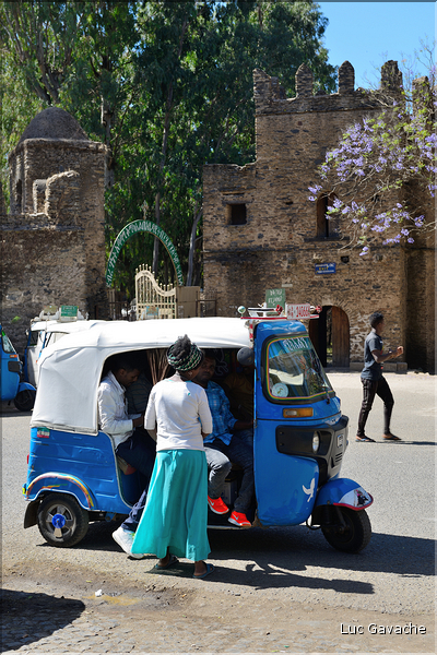 Dans les rues animées de Gondar. (21)