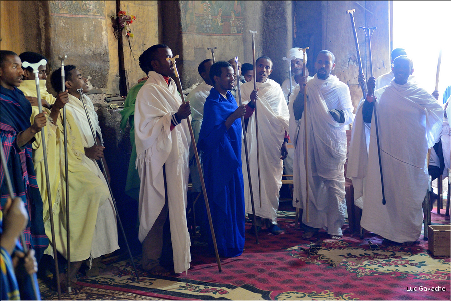Les Éthiopiens sont de confession orthodoxe, alors que christianisme est arrivé au IV ème siècle dans le pays. (9)
