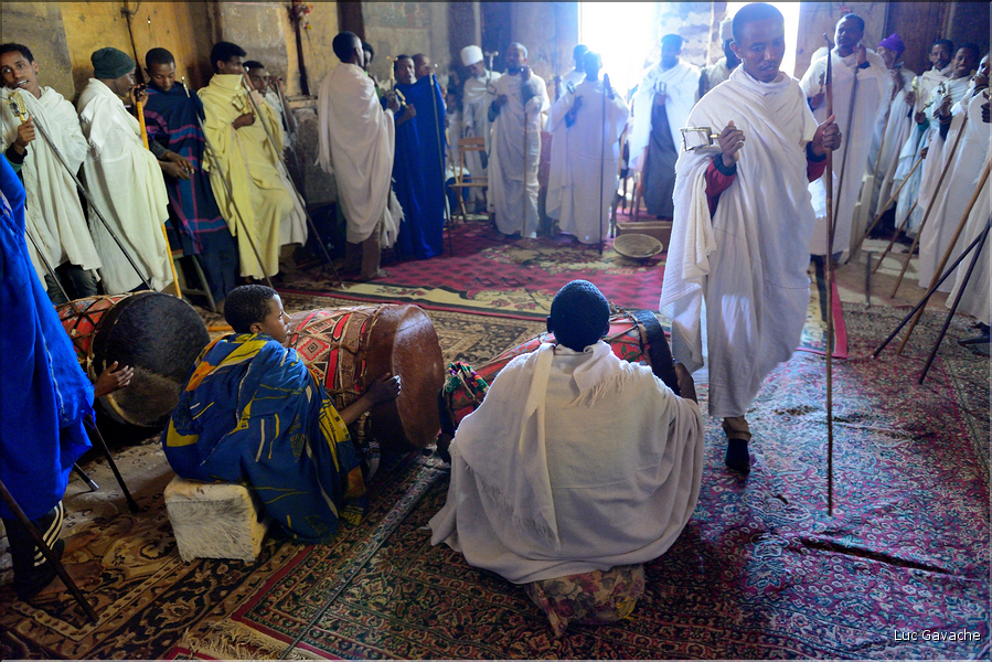 Les Éthiopiens sont de confession orthodoxe, alors que christianisme est arrivé au IV ème siècle dans le pays. (11)