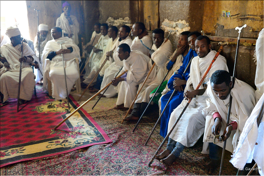 Les Éthiopiens sont de confession orthodoxe, alors que christianisme est arrivé au IV ème siècle dans le pays. (21)