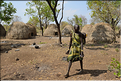Les Mursi sont semi-nomades et vivent le long du fleuve Omo à la périphérie du parc Mago près de Jinka. (8)
