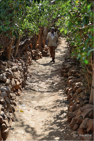 Le village de Gamolé est peuplé de l'ethnie Konso. (8)