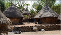 Le village de Gamolé est peuplé de l'ethnie Konso. (13)