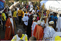 Au cours de l'avancé du cortège, différentes églises le rejoignent. (14)