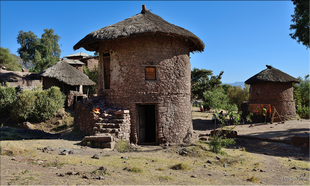 Maisons traditionnelles à Lalibela.  (9)