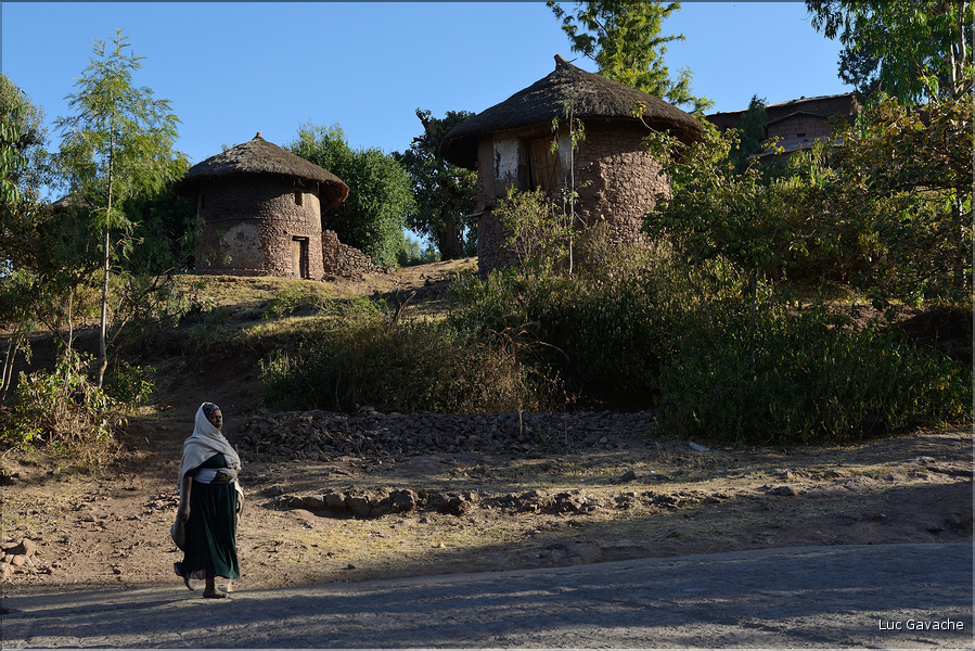 Maisons traditionnelles à Lalibela.  (15)
