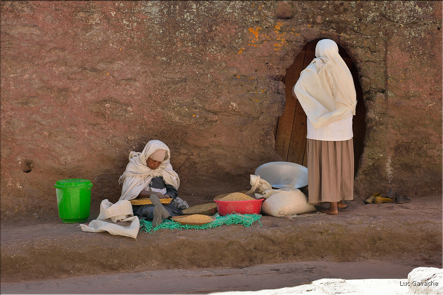 Dans les rues de Lalibela. (37)