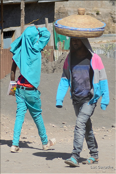 Dans les rues de Lalibela. (40)