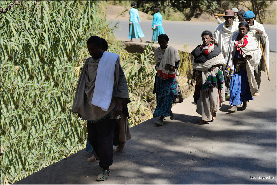 Lalibela est le plus important lieu saint de l'orthodoxie éthiopienne et attire de nombreux pèlerins.  (5)