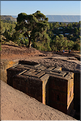 A Lalibela on dénombre pas moins de onze églises du XII ème siècle, creusées à même le sol volcanique. Ici St. Georges. (3)