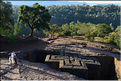 A Lalibela on dénombre pas moins de onze églises du XII ème siècle, creusées à même le sol volcanique. Ici St. Georges. (5)